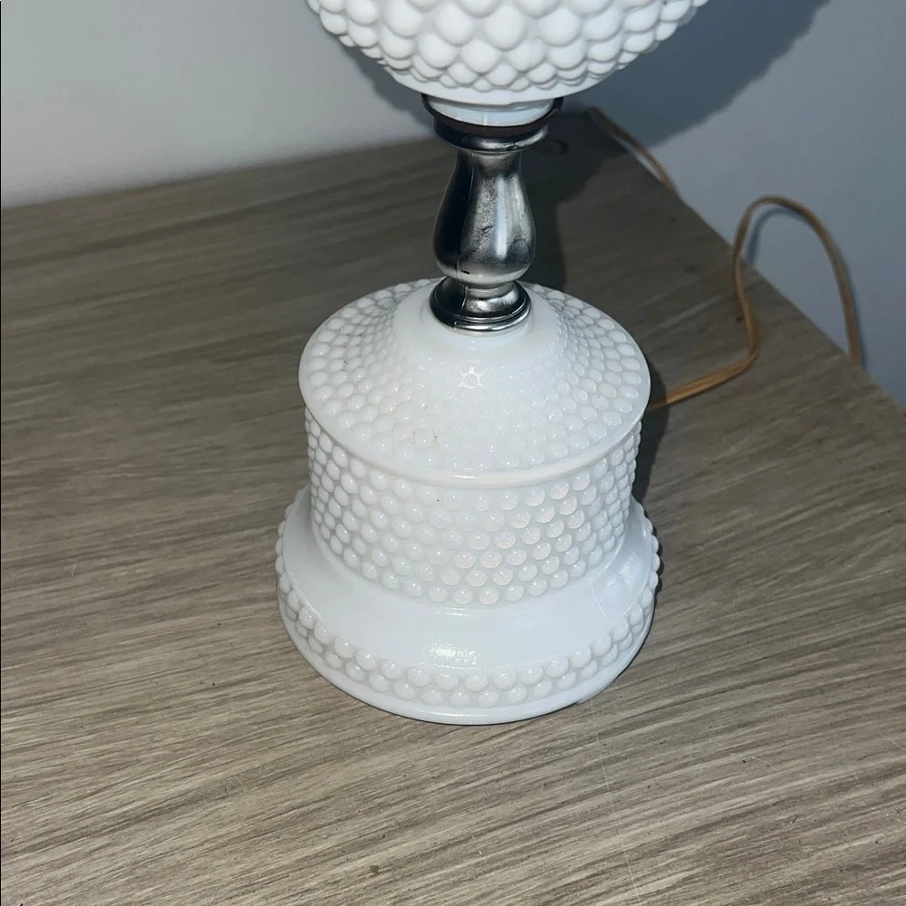 White MILK GLASS hobnail with a hurricane chimney. Tested and works.